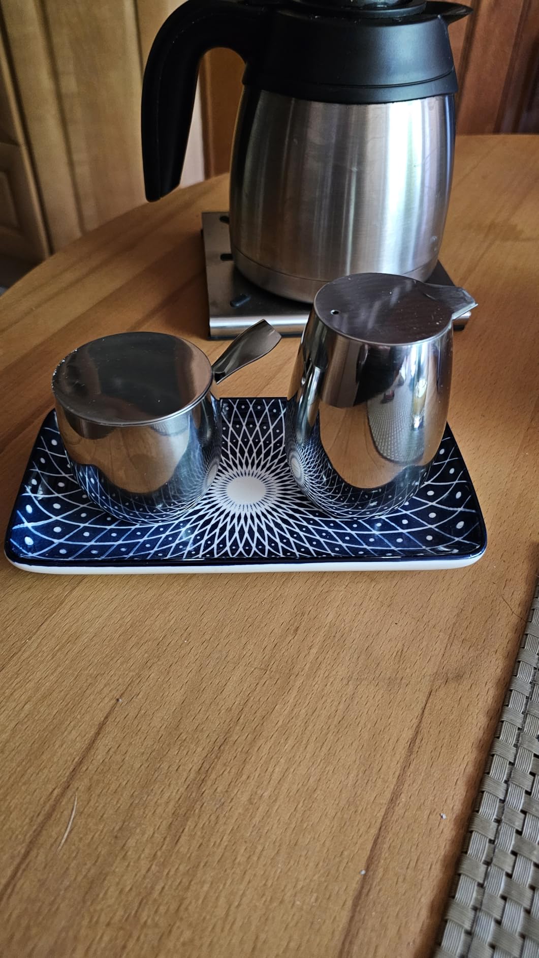 Très élégant sur la table