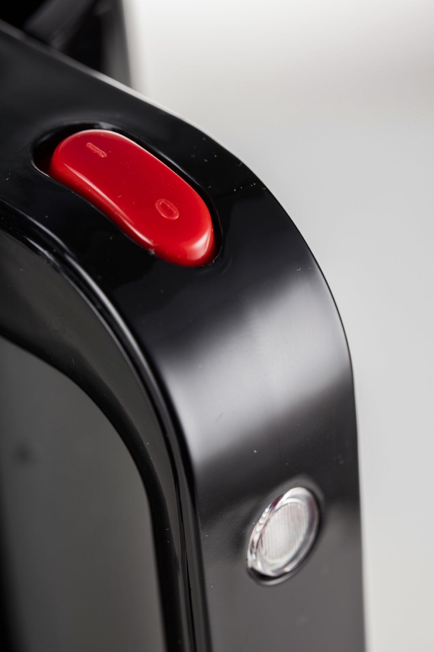 bodum-11452-01-bistro-bouilloire-lectrique-sans-fil-1-0-l-1300-w-noir image 3