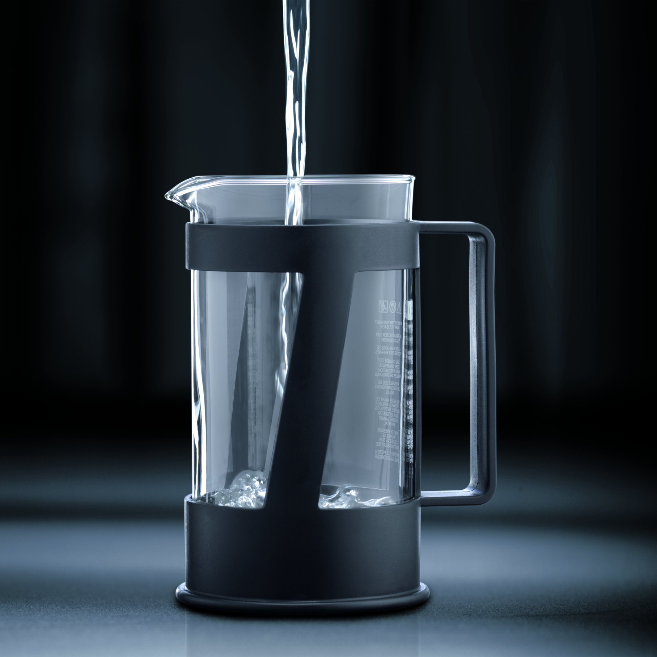 bodum-crema-10931-01-cafeti-re-piston-4-tasses-0-5-l-noir-transparent image 3