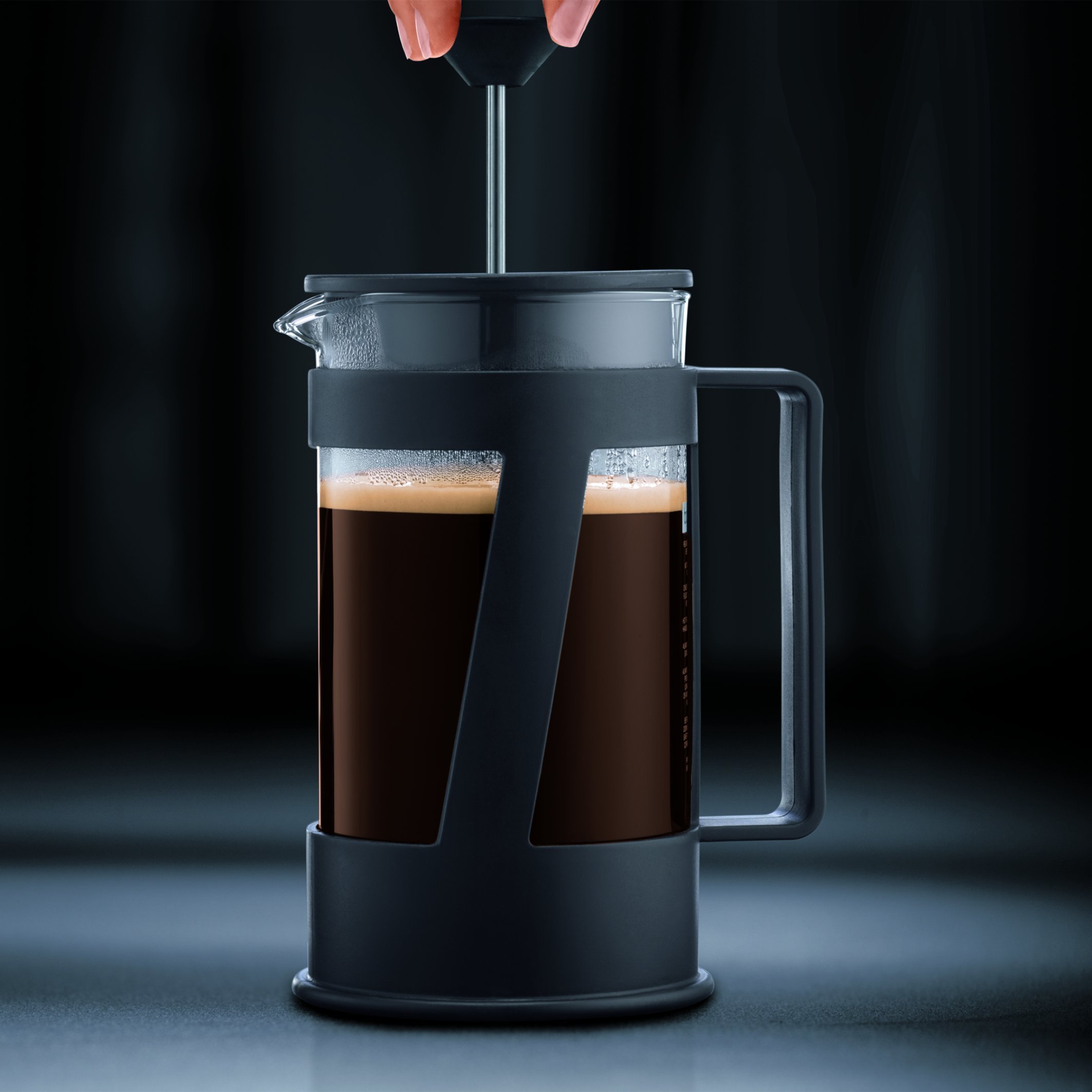 bodum-crema-10931-01-cafeti-re-piston-4-tasses-0-5-l-noir-transparent image 4